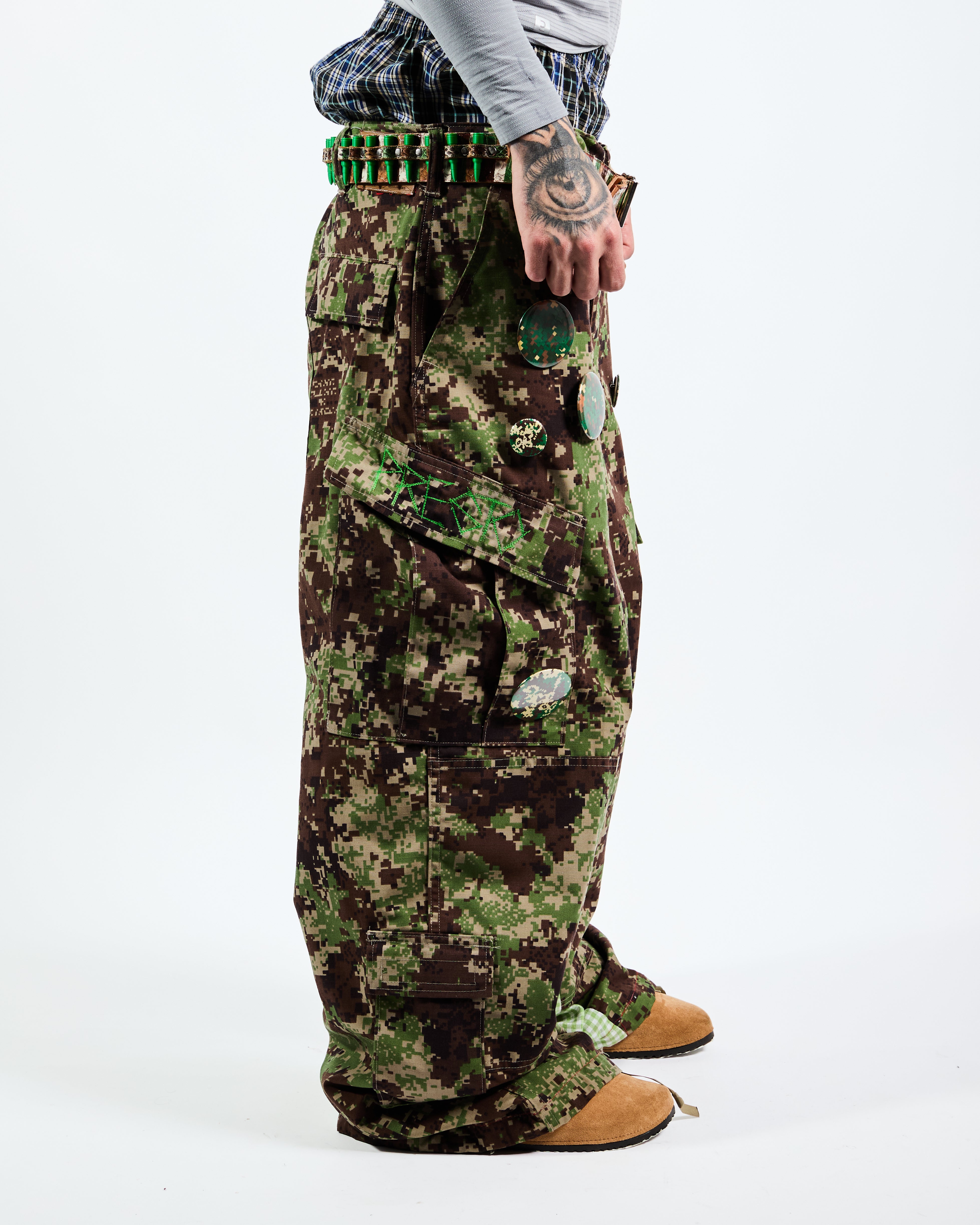 GREEN PIMPED CARGO